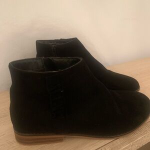 GIRLS- Cat & Jack Suede Black Ankle Boots